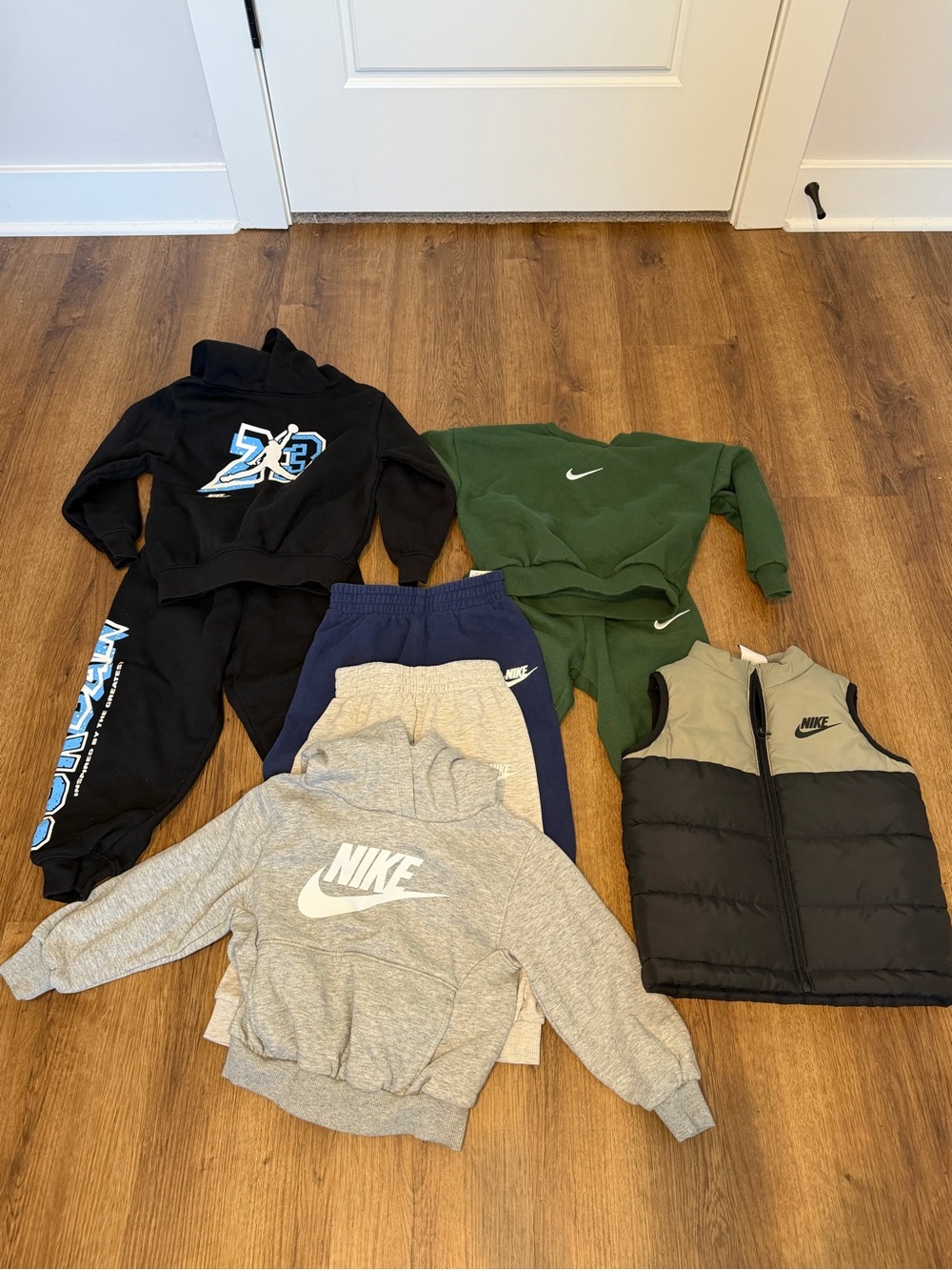 Nike toddler bundle set